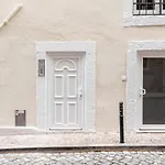 Altido Elegant Apartments Moments From Carmo Convent, In Bairro Alto