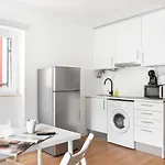 Altido Elegant Apartments Moments From Carmo Convent, In Bairro Alto